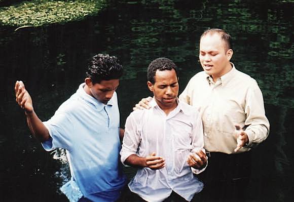 munro-04baptism.jpg munro-04baptism.jpg